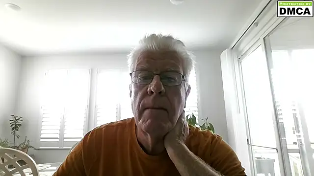 NeoOnSC: απευθείας συνομιλία ΧΧΧ