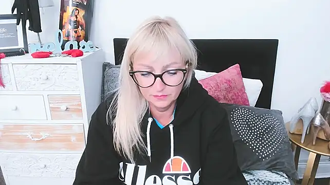 sweetMariina's Live XXX Chat