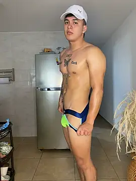 Christopher_strongg Live XXX Chat