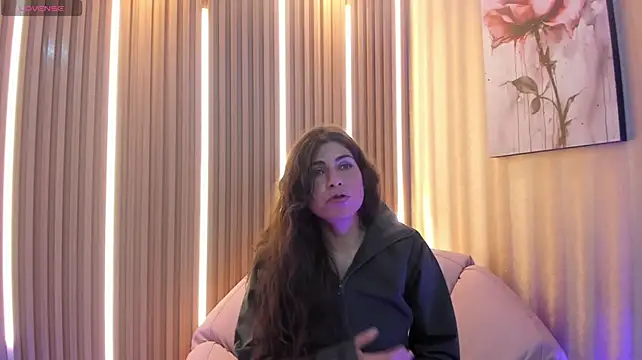 Chat XXX en directo de Harmony_Hills