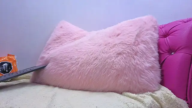 Chat XXX en directo de Kaely_Messy