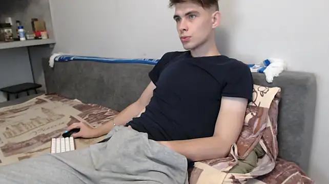 Student_Oliver Live XXX Chat