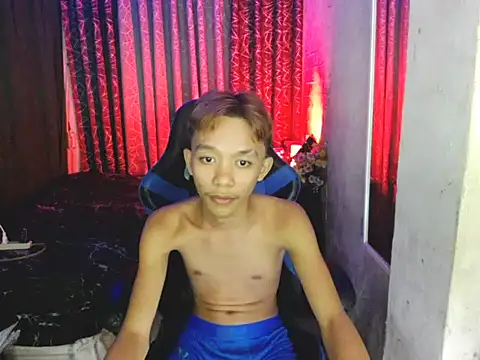 Innocentfucker লাইভ XXX চ্যাট