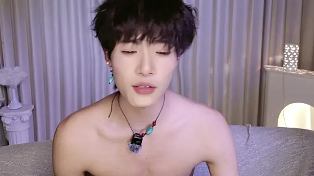 แชท XXX สดของ RenZeng