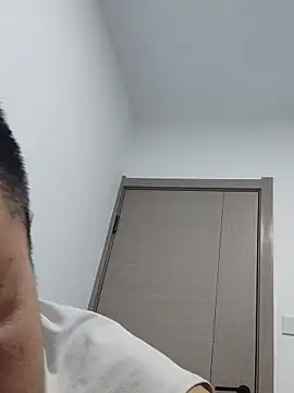 guozuo Adlı Modelin Canlı XXX Sohbeti