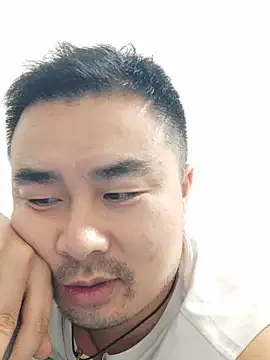 guozuo Chat XXX in diretta