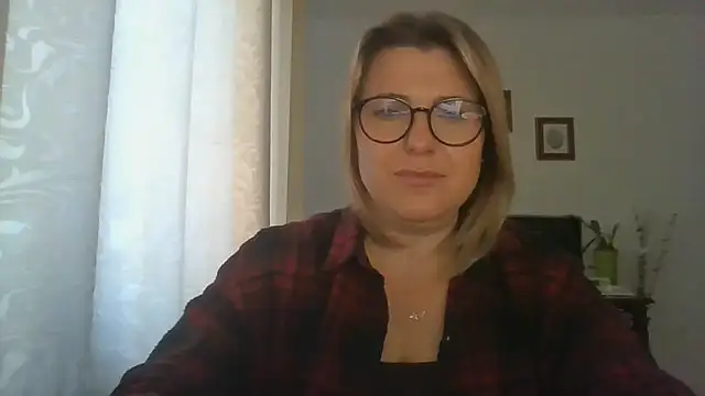 Chat XXX en directo de ElenaLove888