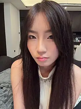 Uugirl00 Adlı Modelin Canlı XXX Sohbeti