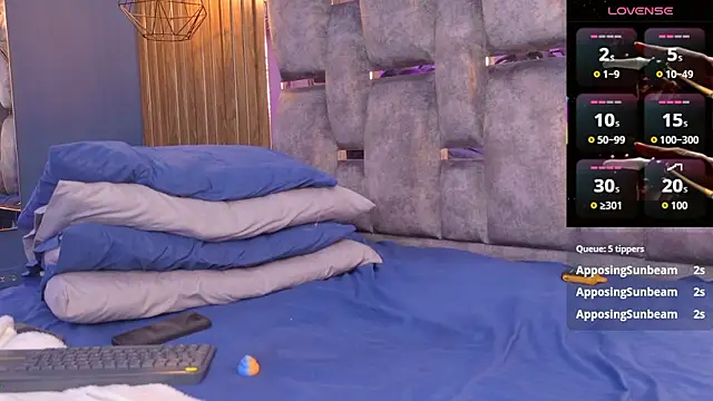 Adrien_Monteiro élő XXX-chatje