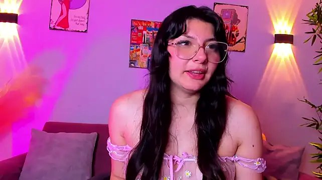 Seraphine_18 Chat XXX in diretta
