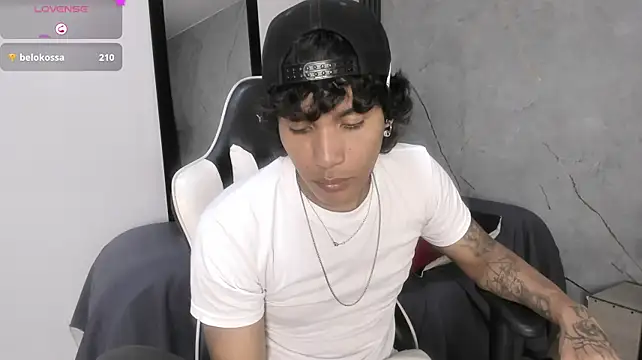 XXX chat uživo modela MaximilianRoth