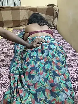 Lilly_ellow লাইভ XXX চ্যাট