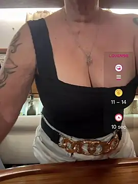 German_Milf লাইভ XXX চ্যাট