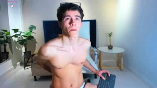 Austinbolt Live XXX Chat