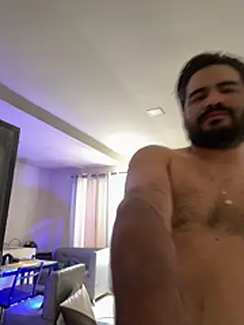 MichaelBear_21 Adlı Modelin Canlı XXX Sohbeti
