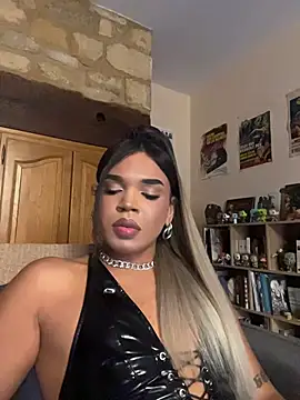 biancaAngel Adlı Modelin Canlı XXX Sohbeti