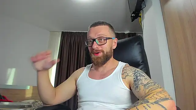 Findom_guy – Naživo XXX chat