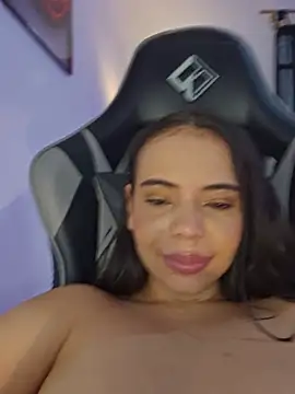 Antonella2_mのライブXXXチャット