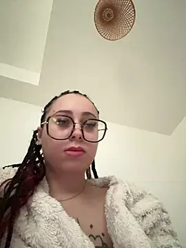 دردشة queenlo_xxx الجنسية المباشرة