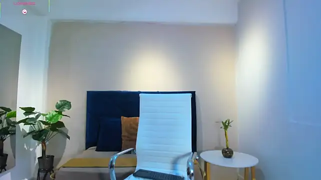 Austinbolt's Live XXX Chat
