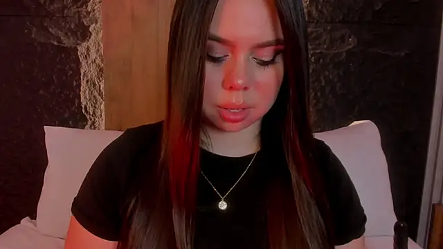 luna_blazze_'s Live XXX Chat