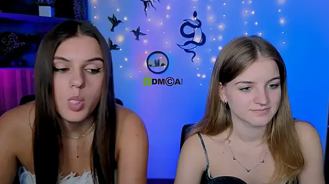 lisa_dark_n Live XXX chat