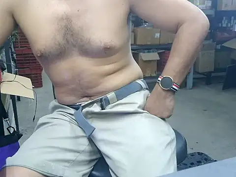 BustedCall লাইভ XXX চ্যাট