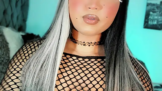 Chat XXX en directo de misstreslatin