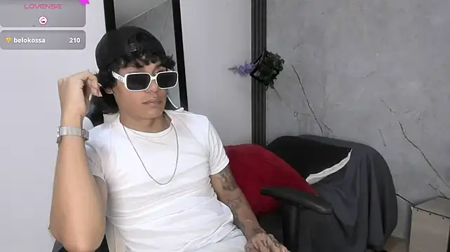 MaximilianRoth Chat XXX live
