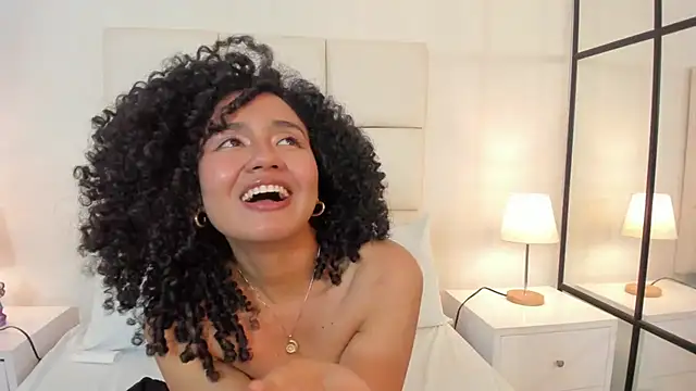 Kiraspell Live XXX Chat