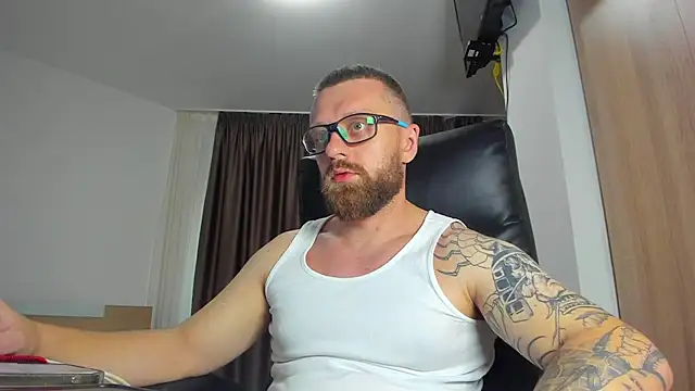 Chat +18 de Findom_guy ao vivo
