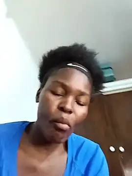 VirginPrincess06 élő XXX-chatje