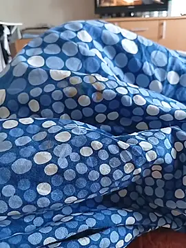 XXX chat uživo modela Michangelles