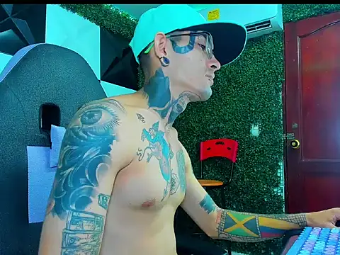 Boy_tatto77n Live XXX chat