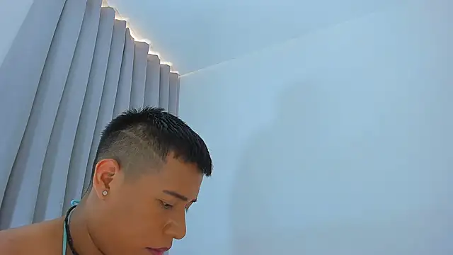 Austin_Bitch Live XXX-chat