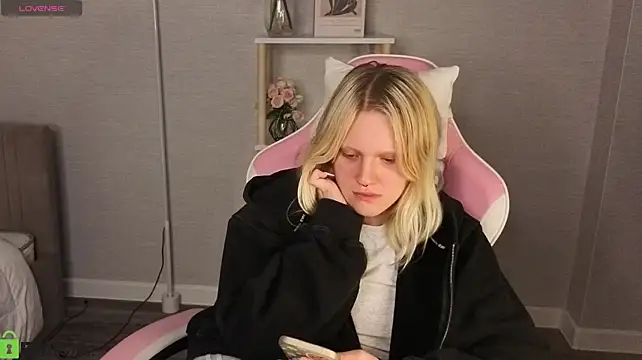 Chat XXX Live Lilly_Jhonass
