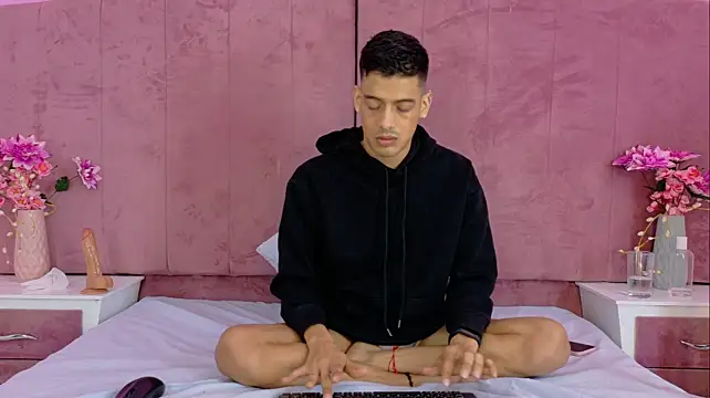 Axel_Collin7 live XXX chat