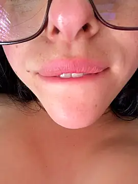 Chatroom XXX en direct de Wkatte