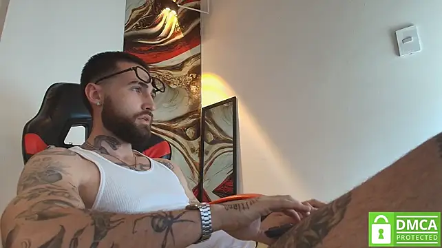 Luke_davis01 live XXX chat