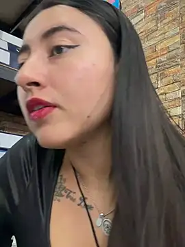 Chat XXX ao vivo de _Sarah-Office1