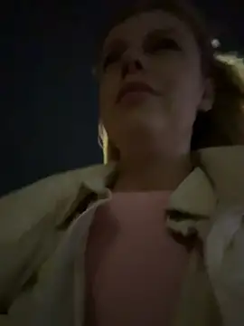 HarrietDart live XXX chat