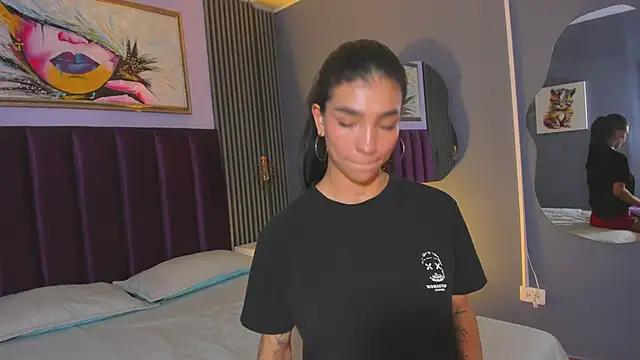 LauraAristizabal 라이브 XXX 채팅