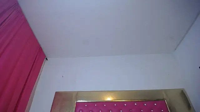Онлайн чат XXX Vicky_doll333