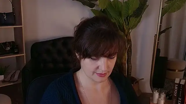 AureliaVane 现场XXX聊天