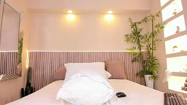 Ahincale Adlı Modelin Canlı XXX Sohbeti