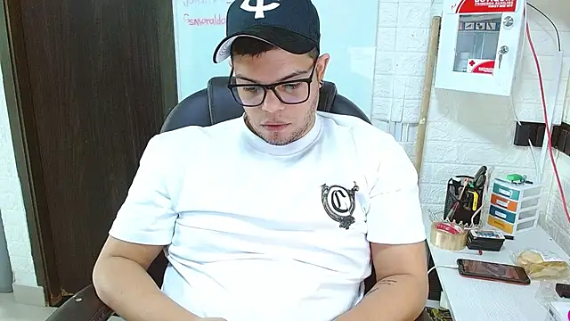 Realjoel01 live XXX chat