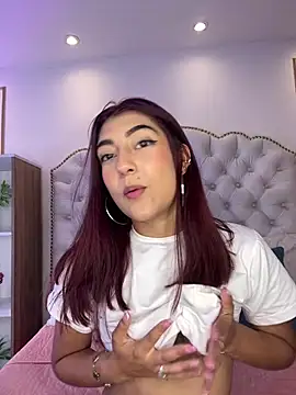 צ'אט XXX בשידור חי של AriaStonne