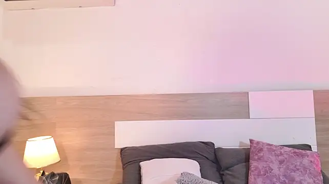 EmaGrey1's Live XXX Chat