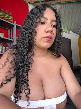 serena_willow XXX чат на живо