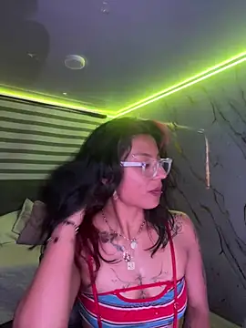 Chatroom XXX en direct de SamathaMay